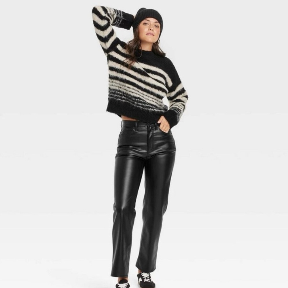Universal Thread faux leather pants size 14